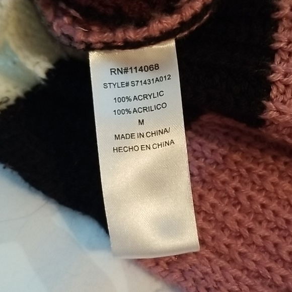 Cozy Sweater - Picture 5 of 5